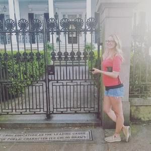 Meet your Posher, Blonde